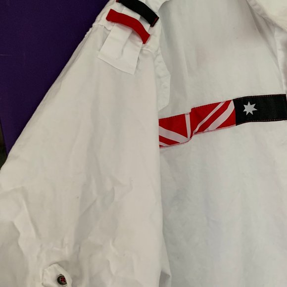 Like New Men's Classic Coogi Button Down Shirt - Picture 4 of 11